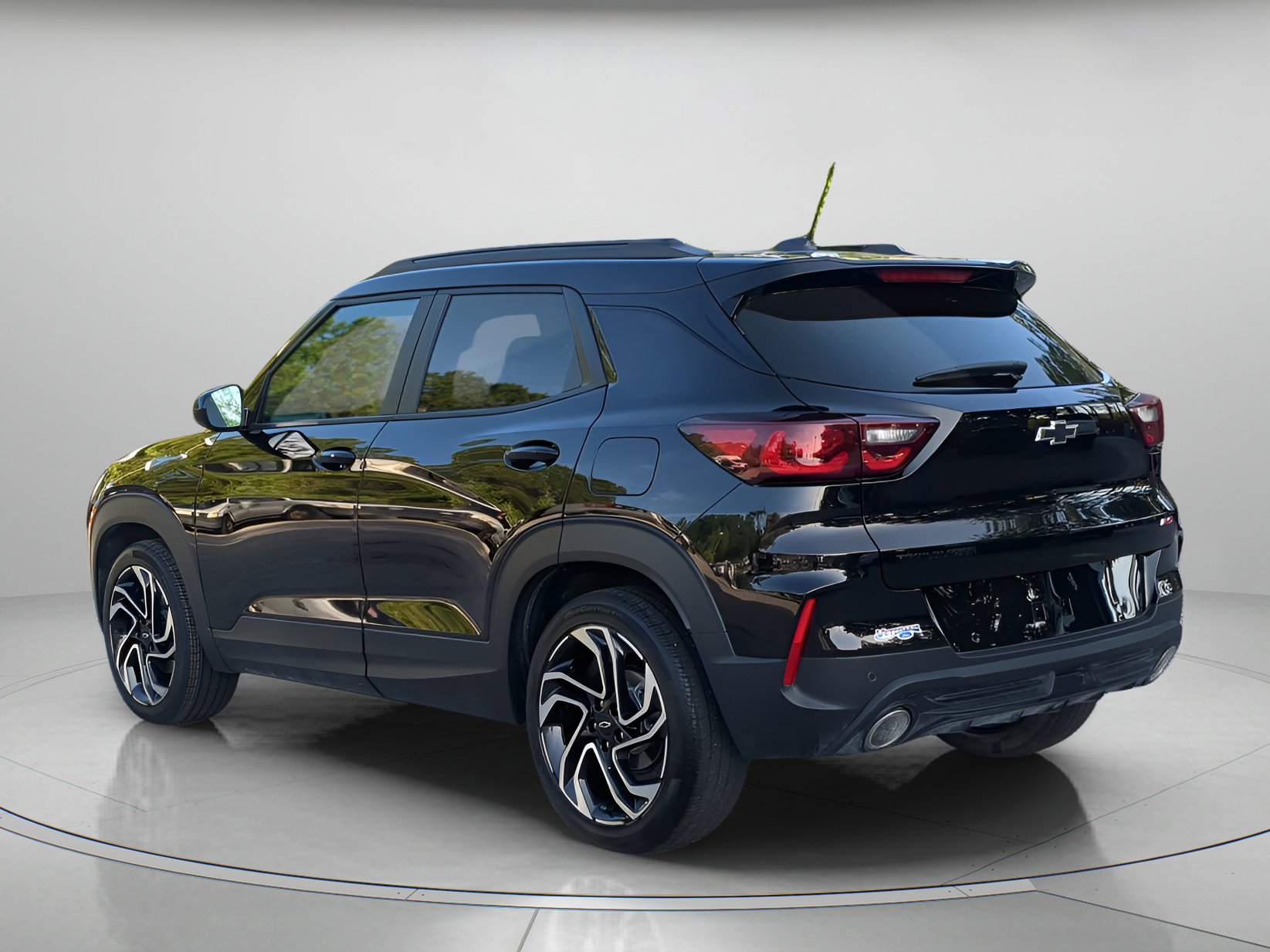Used 2025 Chevrolet TrailBlazer RS w/ Convenience Package FWD image 42