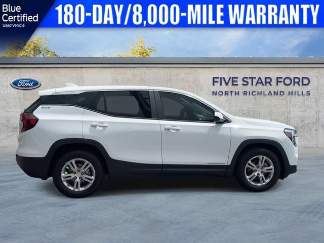 Used 2022 GMC Terrain SLE w/ LPO, Floor Liner Package FWD image 11