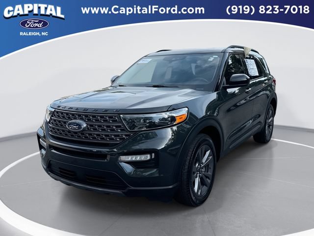 Certified 2023 Ford Explorer XLT w/ Equipment Group 202A AWD/4WD image 1