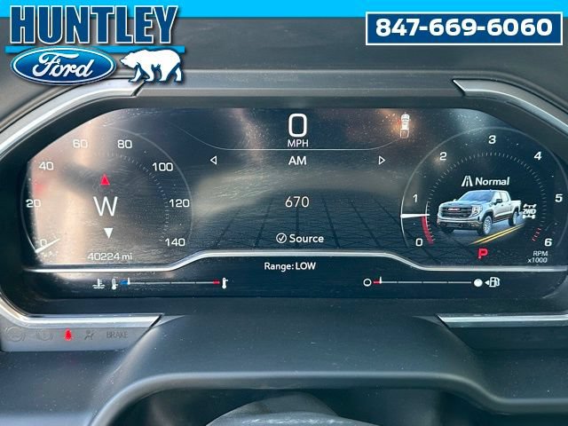 Used 2024 GMC Sierra 1500 AT4 w/ Technology Package AWD/4WD image 30