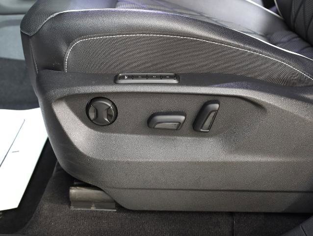 Used 2024 Volkswagen Atlas SEL Premium R-Line image 22