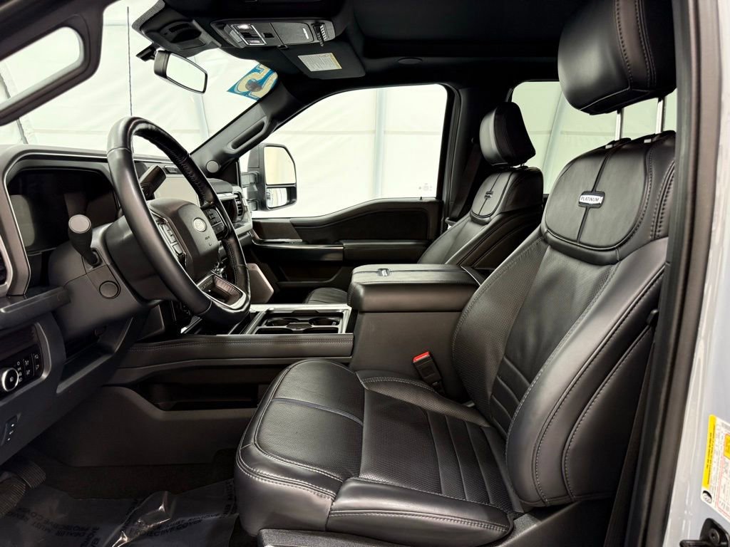 Certified 2025 Ford F450 Platinum image 12