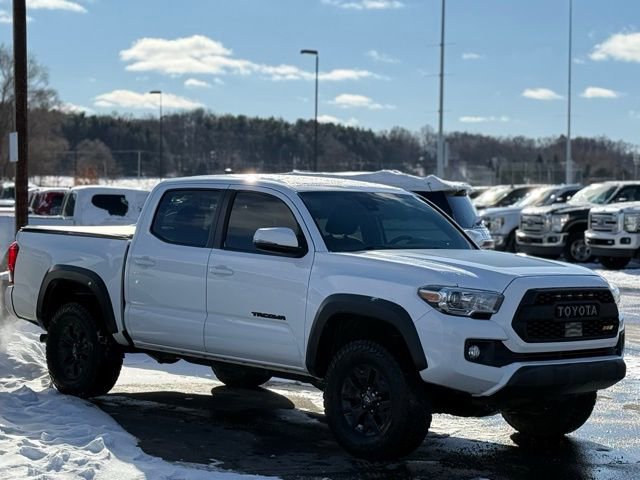 Used 2019 Toyota Tacoma TRD Off-Road w/ Technology Package image 36