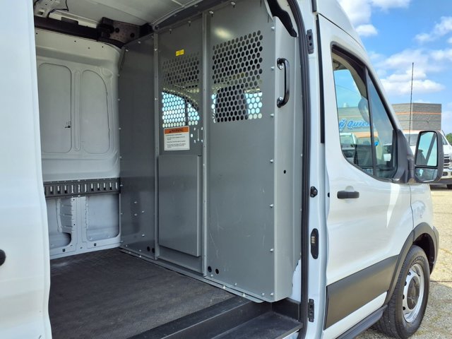 Certified 2022 Ford Transit 250 Medium Roof RWD image 22