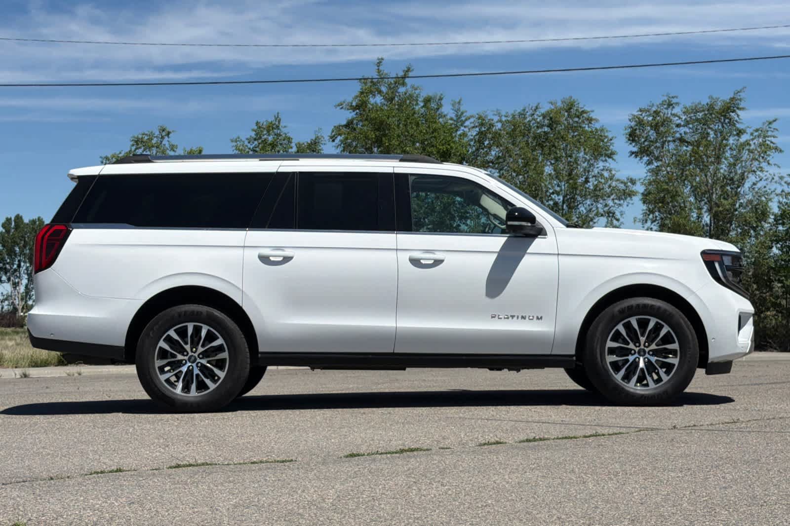 Certified 2025 Ford Expedition Max Platinum AWD/4WD image 8