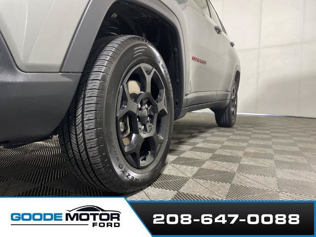 Used 2024 Jeep Compass Trailhawk AWD/4WD image 26