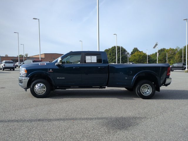 Used 2024 RAM 3500 Limited AWD/4WD image 7
