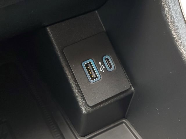 Certified 2024 Ford Edge SEL w/ Convenience Package image 24