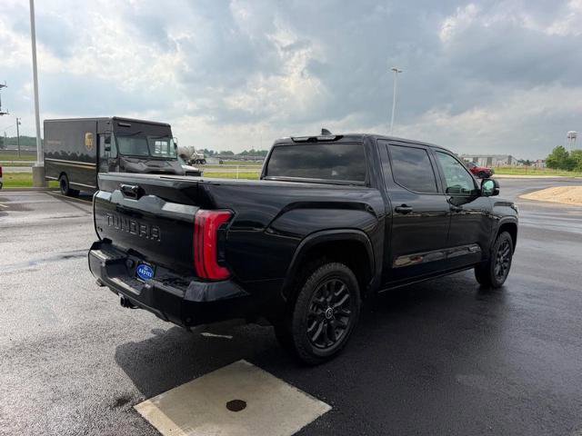 Used 2024 Toyota Tundra Platinum AWD/4WD image 3