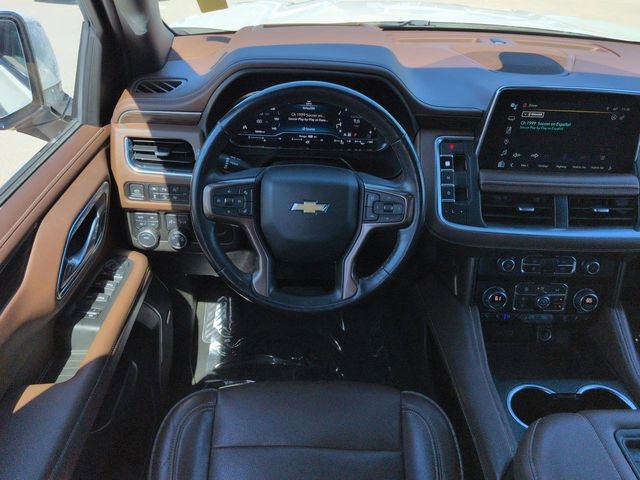 Used 2022 Chevrolet Suburban High Country image 15