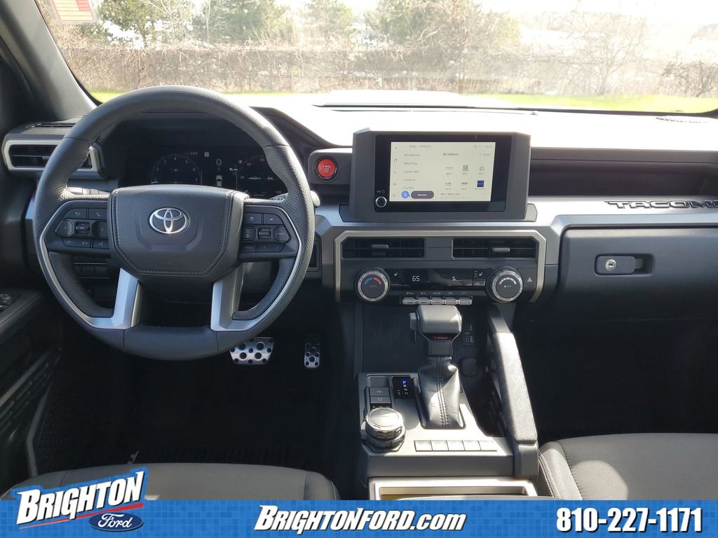 Used 2025 Toyota Tacoma TRD Sport image 12