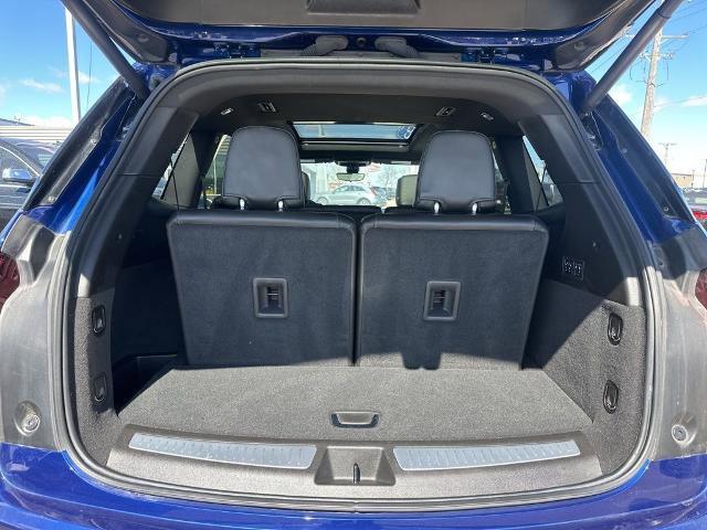 Used 2023 Cadillac XT6 Premium Luxury w/ Technology Package image 16