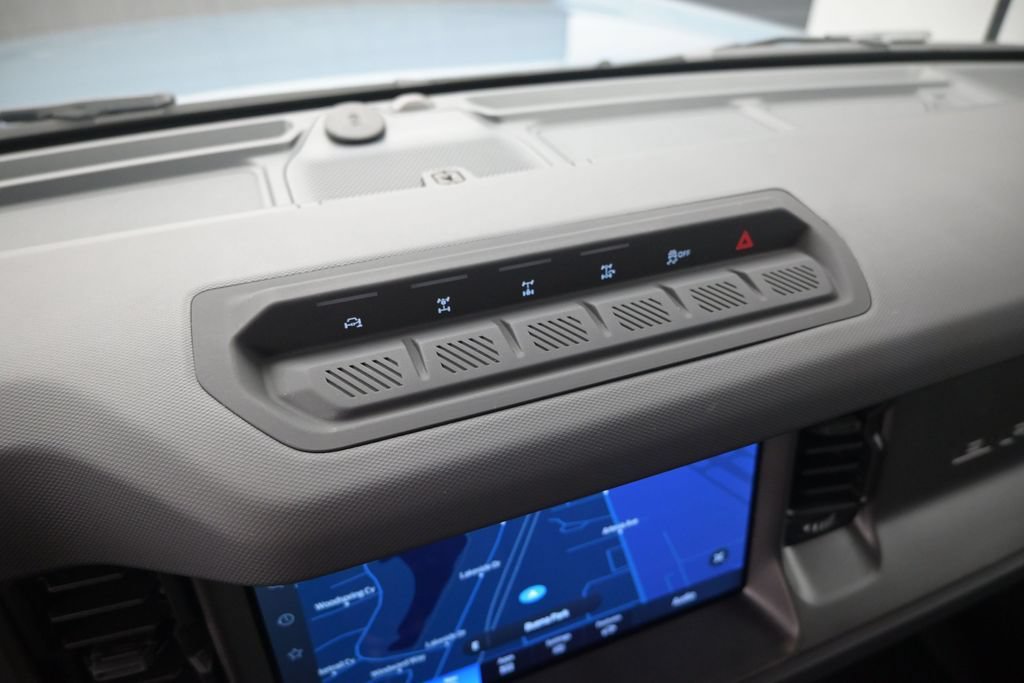 Certified 2025 Ford Bronco Badlands AWD/4WD image 21