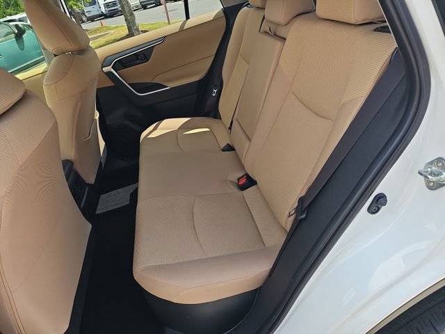 Used 2025 Toyota RAV4 LE AWD/4WD image 14