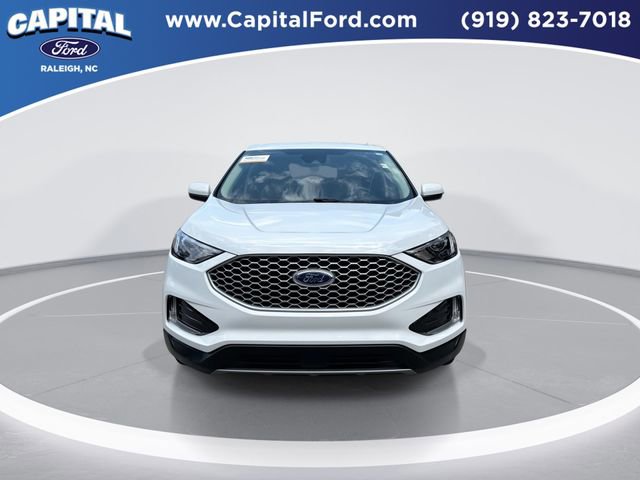 Certified 2023 Ford Edge SEL w/ Convenience Package AWD/4WD image 3