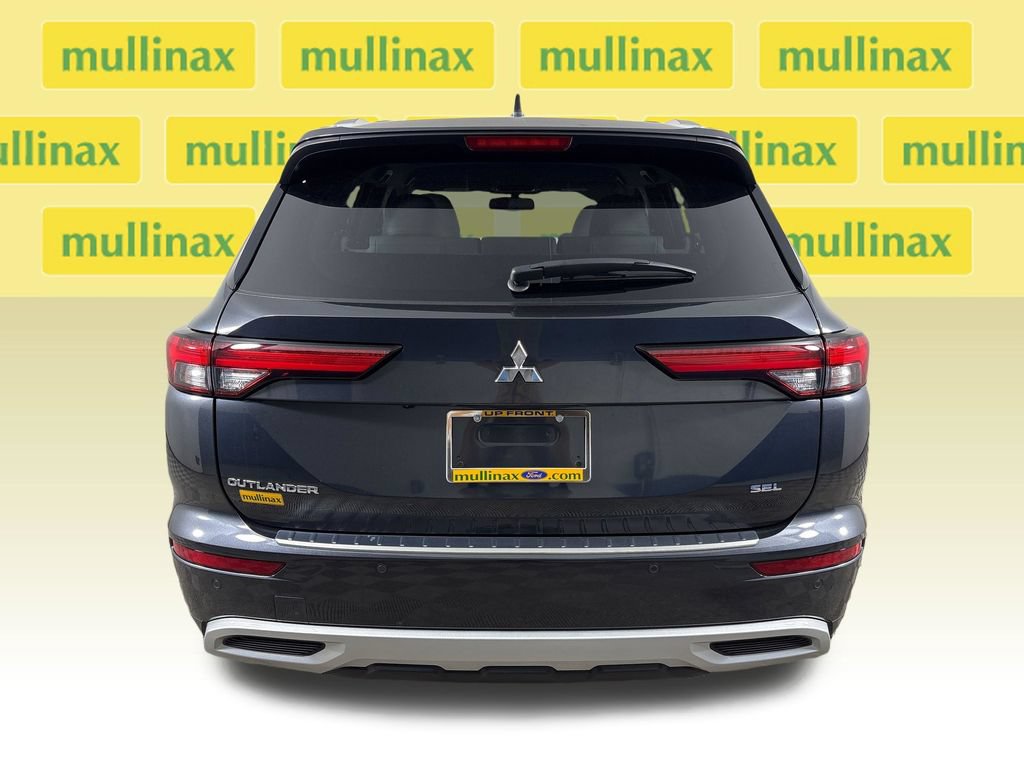 Used 2024 Mitsubishi Outlander SEL FWD image 6