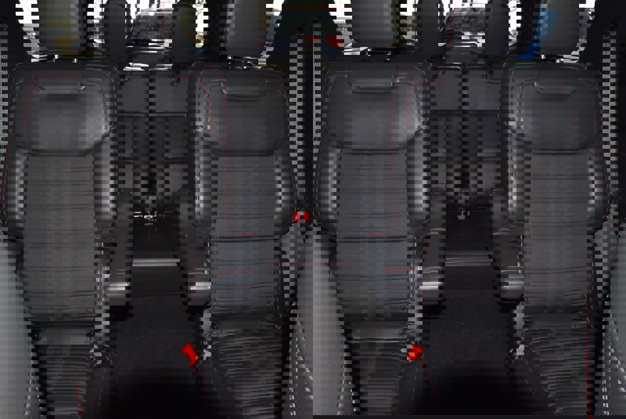 Certified 2025 Ford Explorer ST-Line w/ Premium Package image 23