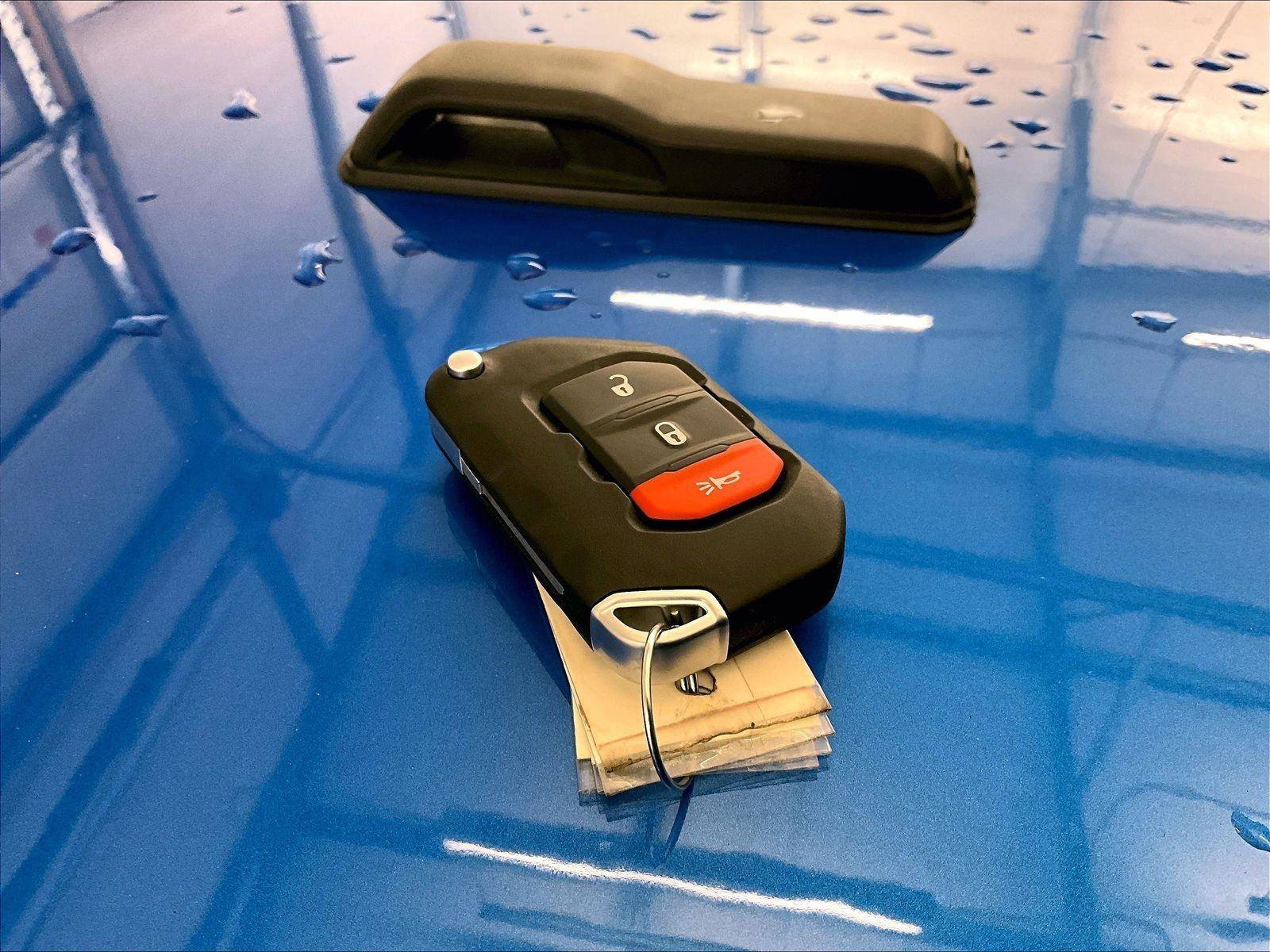 Used 2021 Jeep Wrangler Sport AWD/4WD image 9