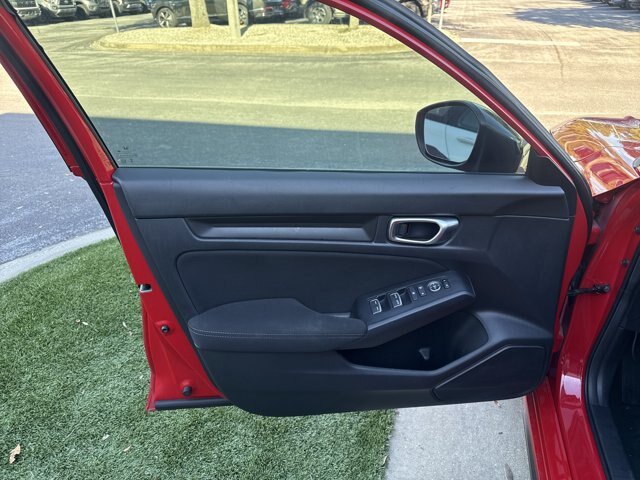 Used 2023 Honda Civic Sport image 12