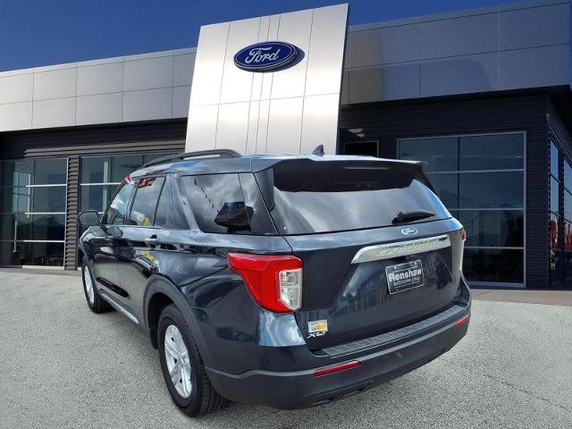 Certified 2023 Ford Explorer XLT RWD image 3
