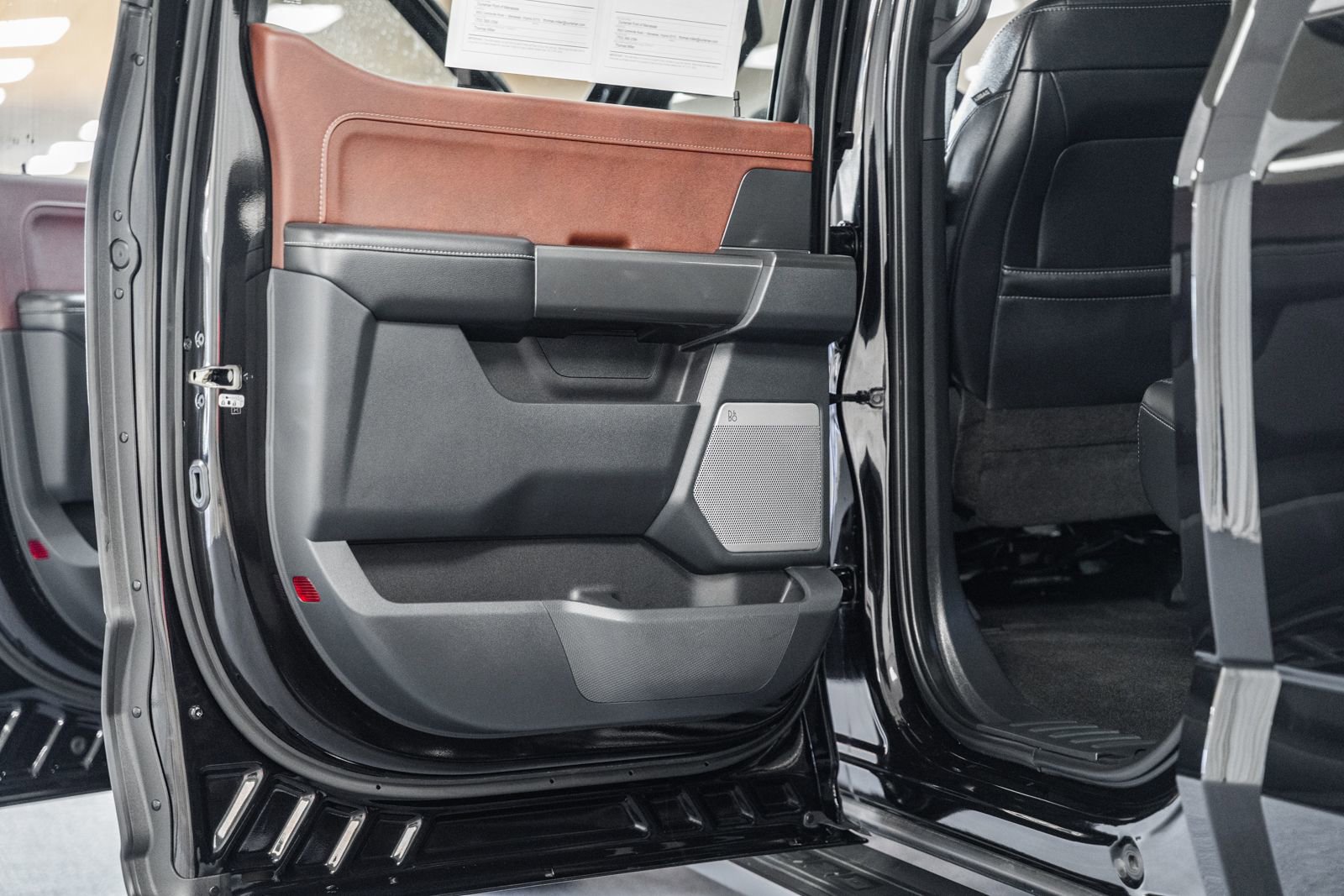 Certified 2022 Ford F150 Lariat w/ Equipment Group 502A High image 45