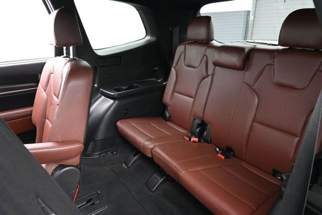Used 2023 Kia Telluride EX w/ EX Captain's Chair Package FWD image 26