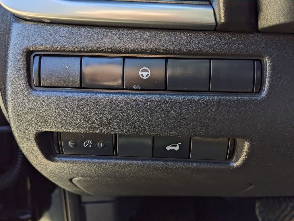 Used 2023 Nissan Rogue SV w/ SV Premium Package AWD/4WD image 15
