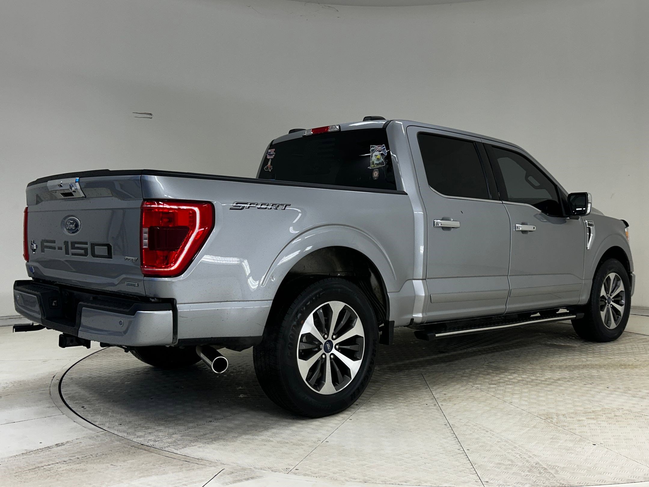 Certified 2023 Ford F150 XLT w/ Equipment Group 302A High image 7