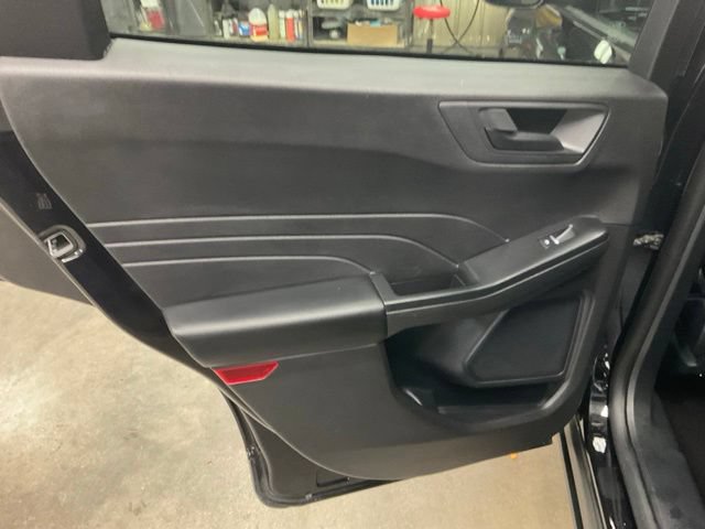Certified 2025 Ford Escape Active AWD/4WD image 13