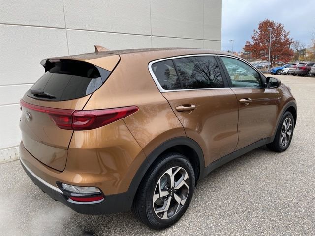Used 2021 Kia Sportage LX image 3