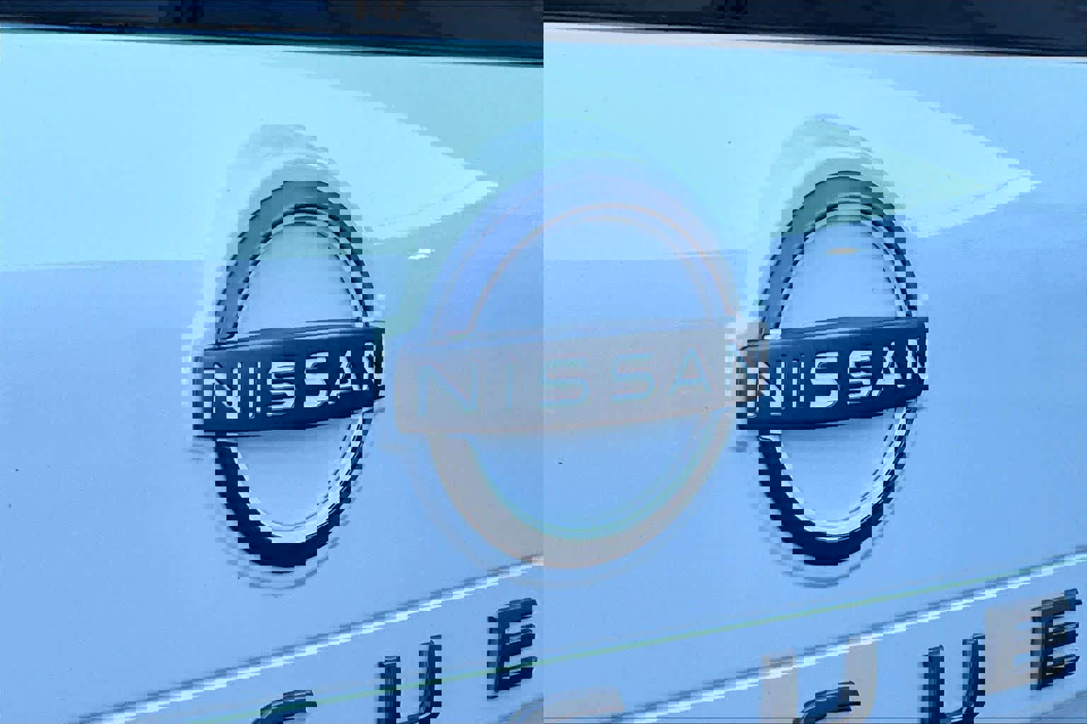 Used 2024 Nissan Rogue S image 31