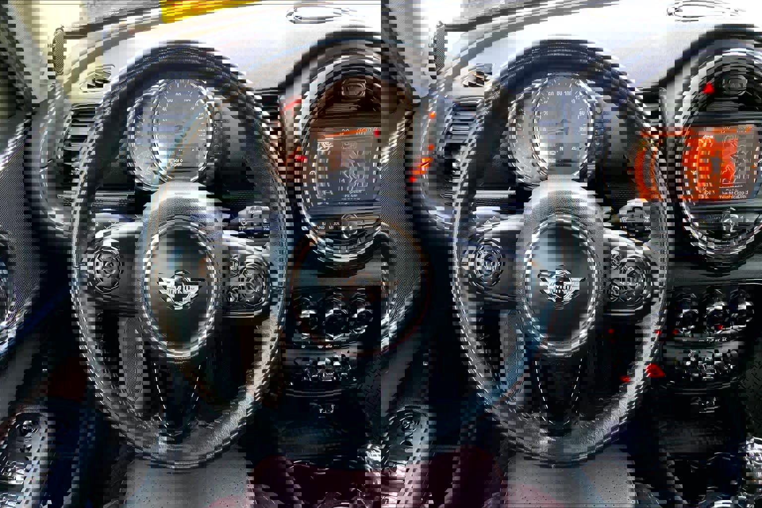 Used 2017 MINI Cooper Clubman S image 8