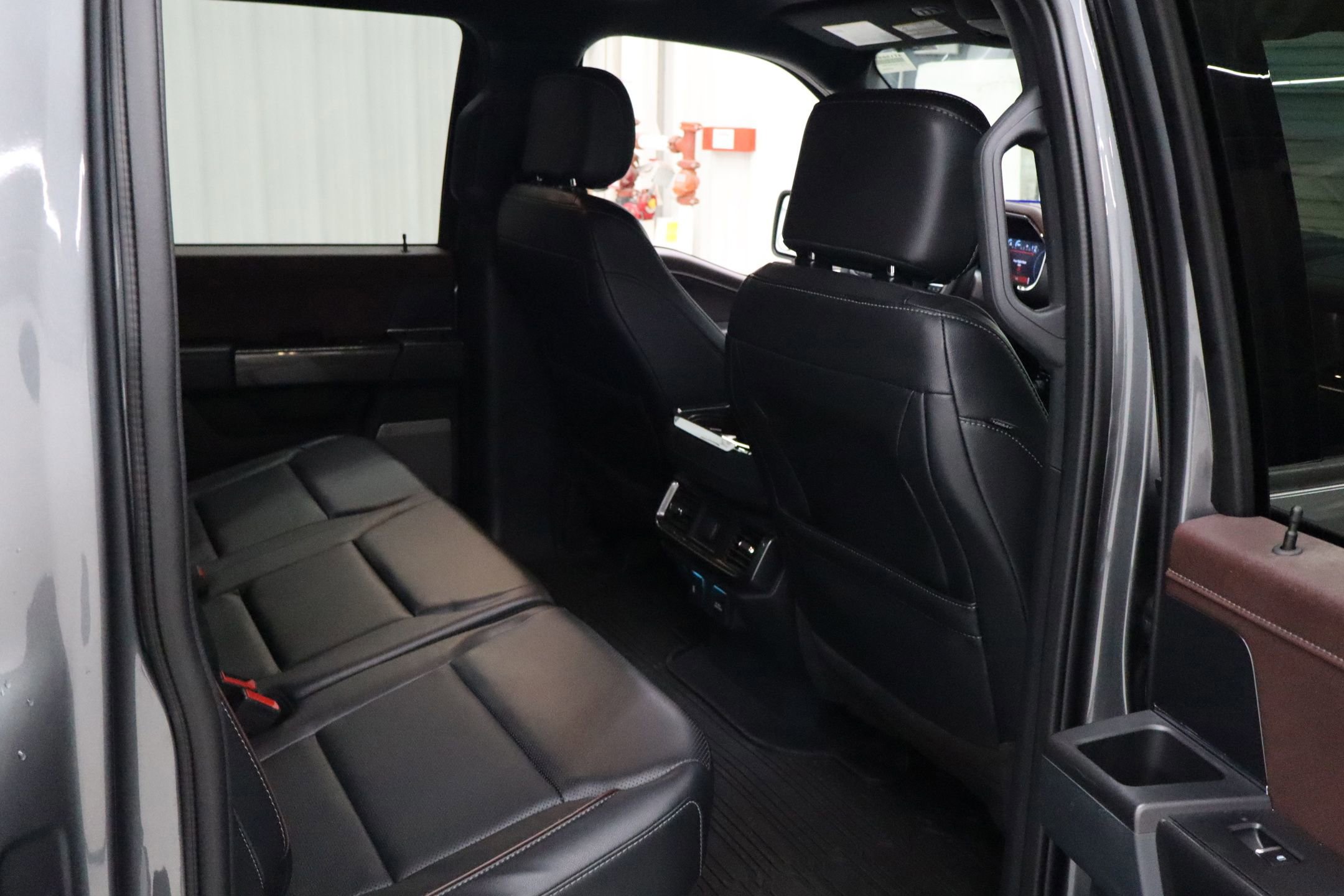 Certified 2023 Ford F150 Lariat image 31