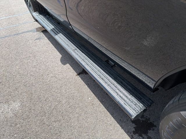 Certified 2025 Ford Expedition Platinum AWD/4WD image 19