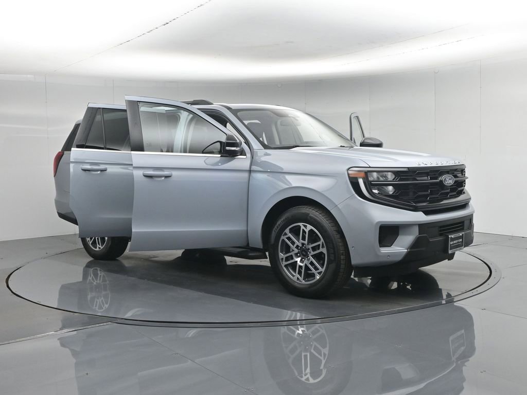 Certified 2025 Ford Expedition Max Active RWD image 36