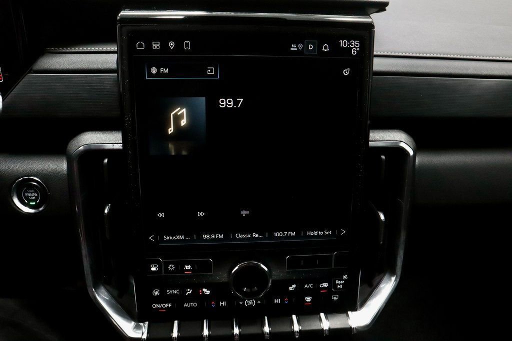 Used 2025 GMC Acadia Elevation image 32