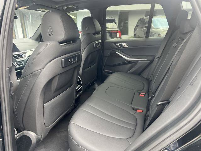 Used 2019 BMW X5 xDrive40i w/ Convenience Package AWD/4WD image 10