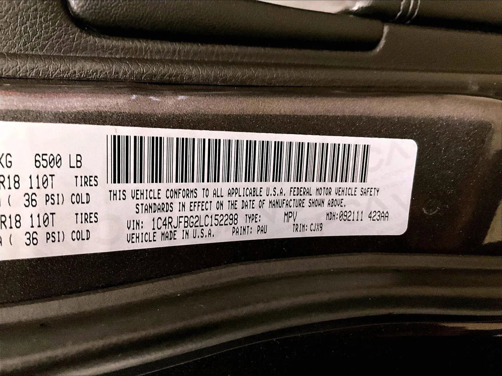 Used 2020 Jeep Grand Cherokee Limited AWD/4WD image 32
