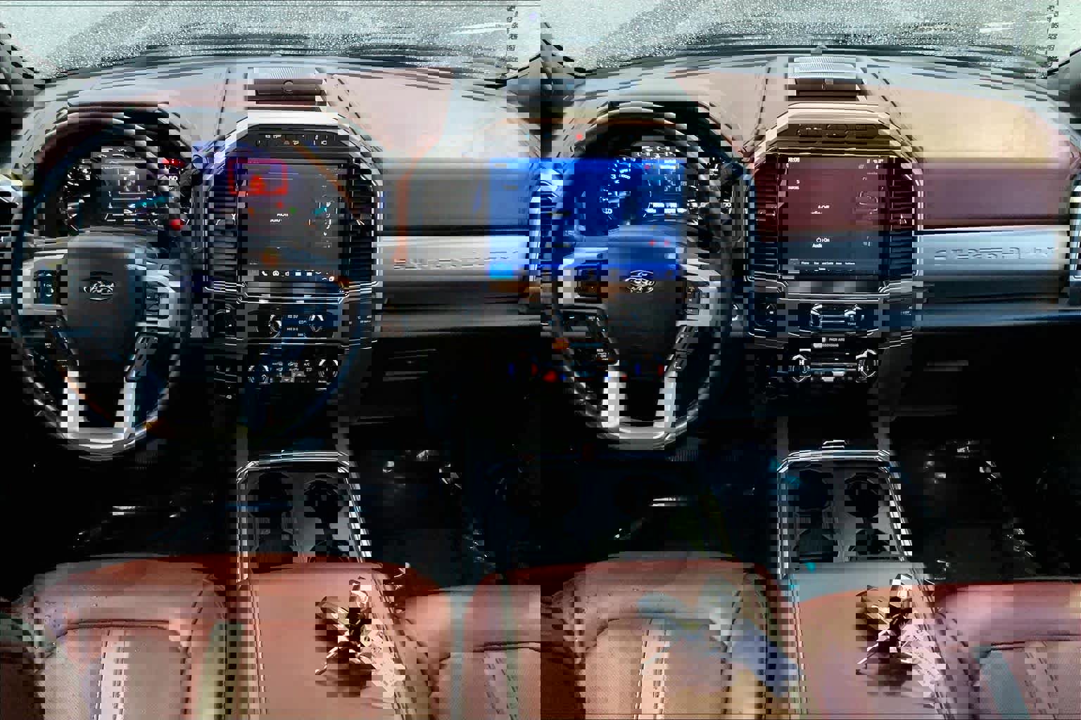 Certified 2022 Ford F450 Platinum w/ FX4 Off-Road Package image 15