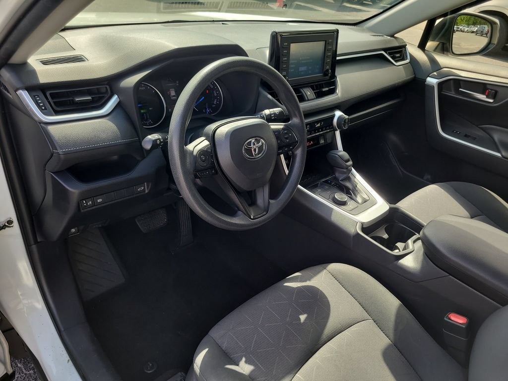 Used 2019 Toyota RAV4 XLE w/ Convenience Package AWD/4WD image 16