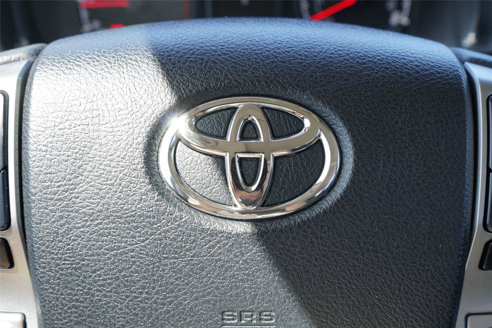 Used 2022 Toyota 4Runner SR5 Premium w/ Moonroof Package RWD image 15