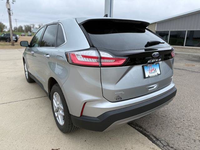 Certified 2024 Ford Edge SEL w/ Convenience Package AWD/4WD image 4