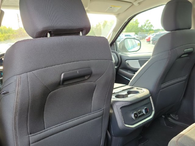 Certified 2025 Ford Expedition Active AWD/4WD image 25