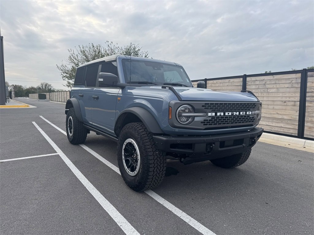 Certified 2025 Ford Bronco Badlands image 7