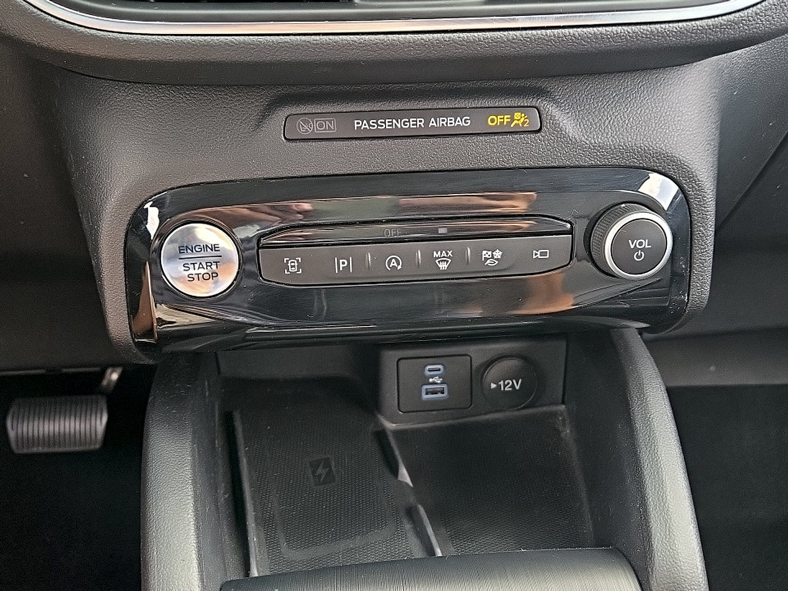 Certified 2023 Ford Escape Platinum AWD/4WD image 19