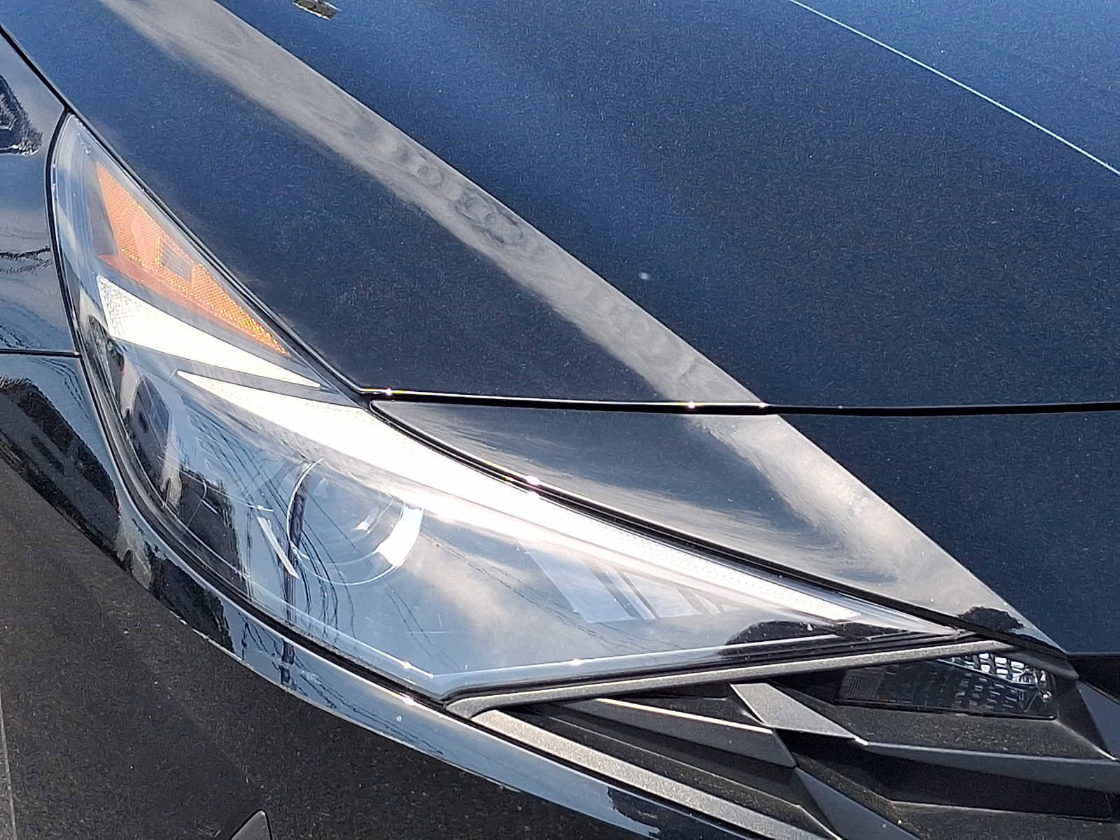 Used 2023 Hyundai Elantra SEL w/ Convenience Package FWD image 9