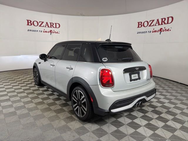 Used 2022 MINI Cooper S image 3