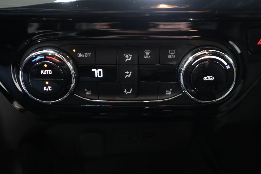 Used 2024 Chevrolet Trax RS w/ Driver Confidence Package image 32