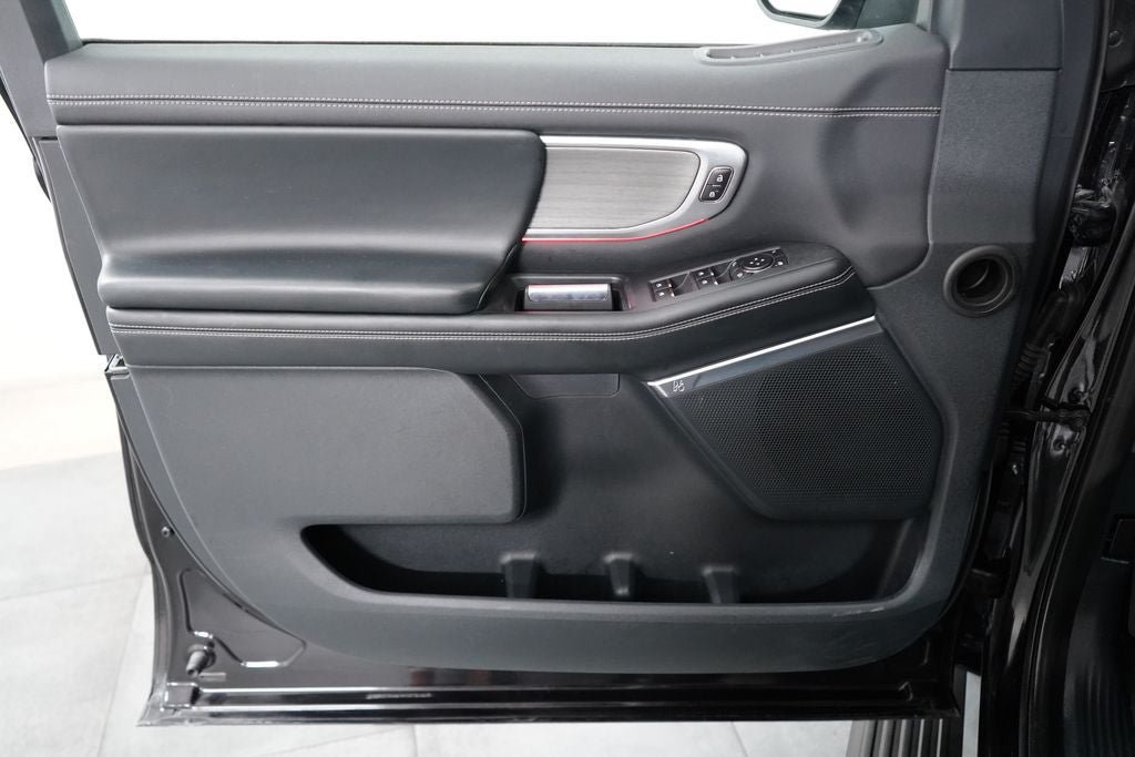 Certified 2025 Ford Expedition Max Platinum AWD/4WD image 17