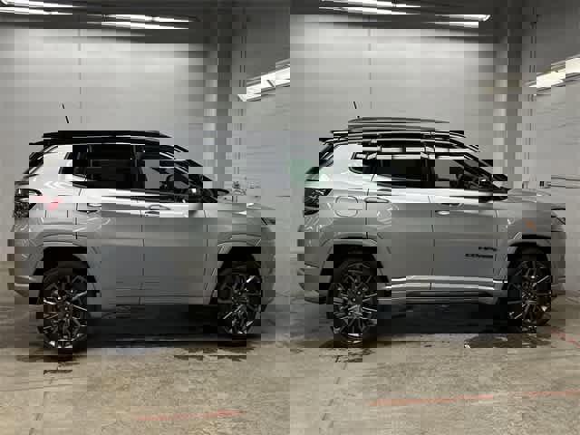 Used 2022 Jeep Compass High Altitude image 3